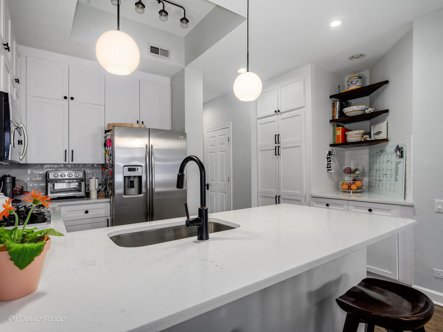 1412 N Hoyne Avenue Unit: 1C