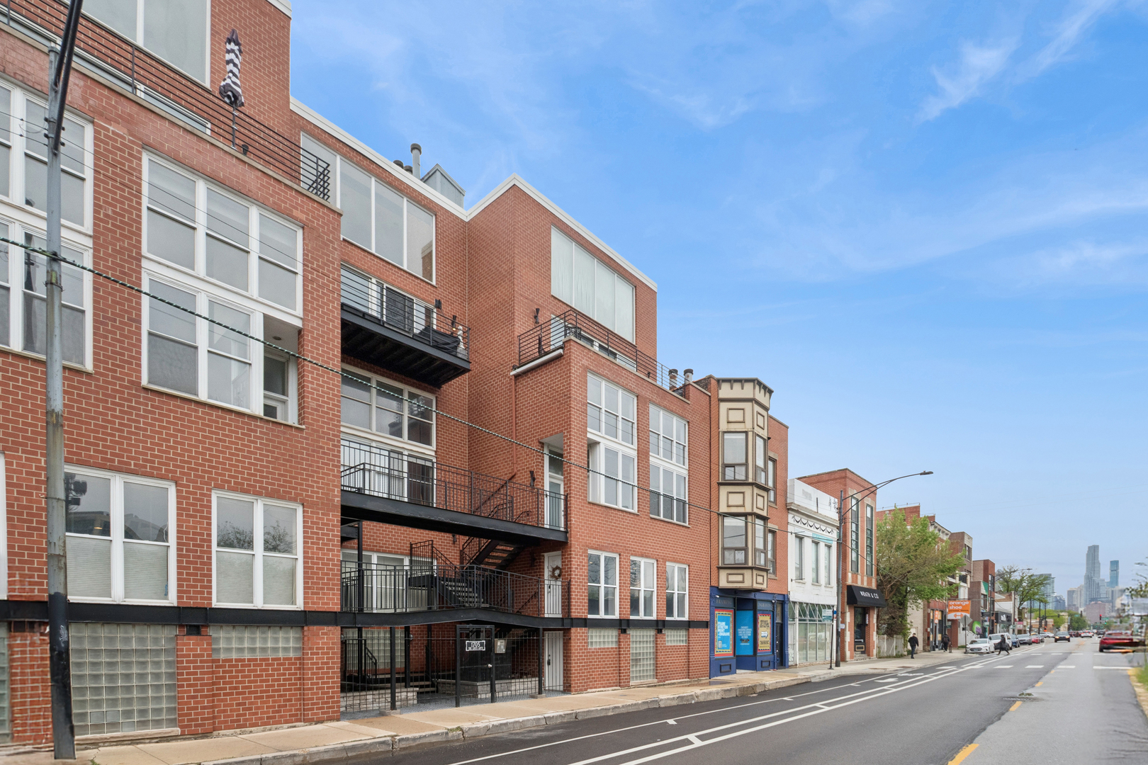 1705 N CLYBOURN Avenue Unit: G