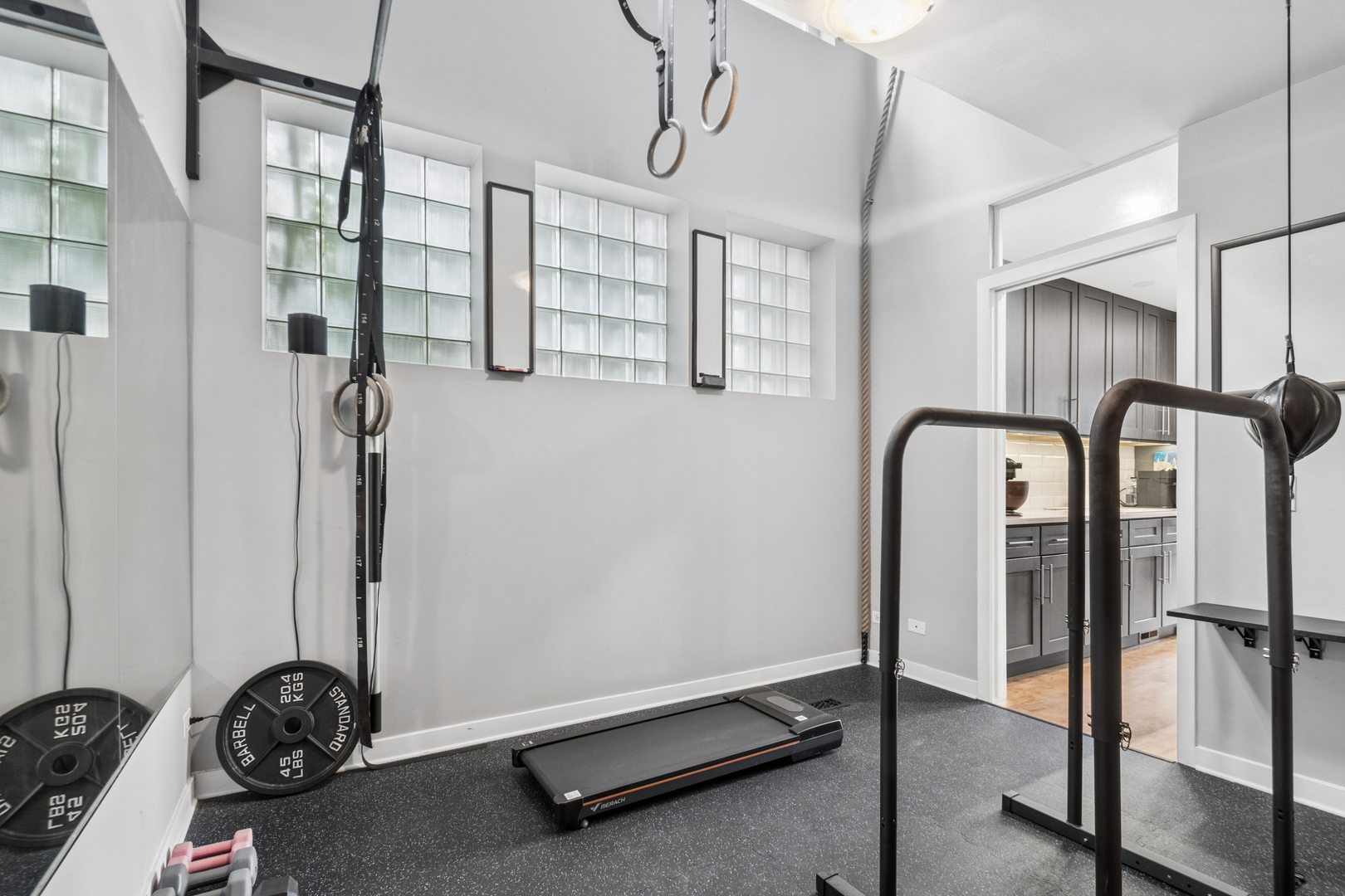 1705 N CLYBOURN Avenue Unit: G