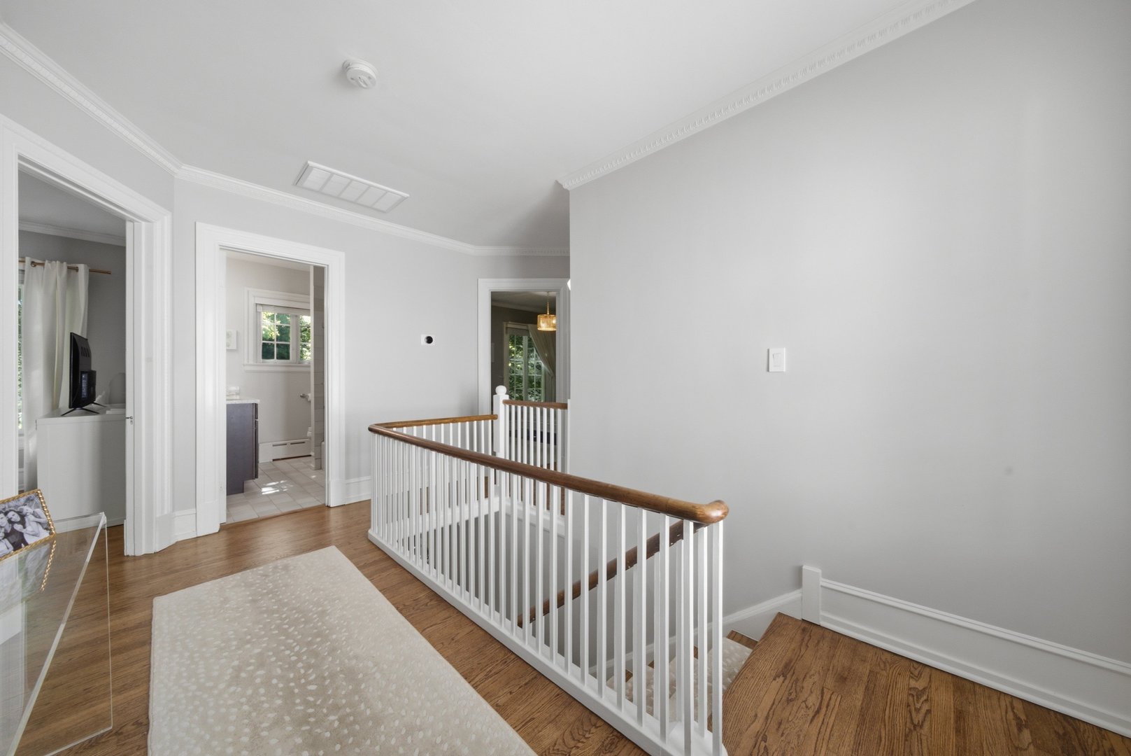376 Woodlawn Avenue