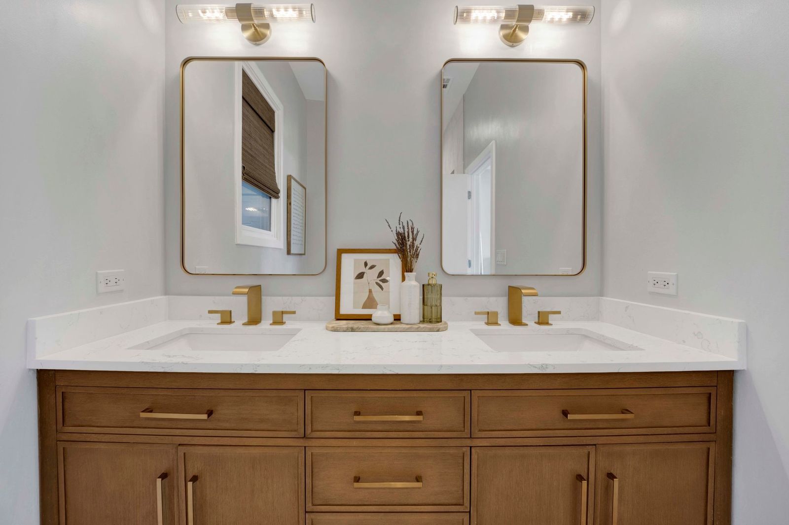 1872 N Damen Avenue Unit: 3S