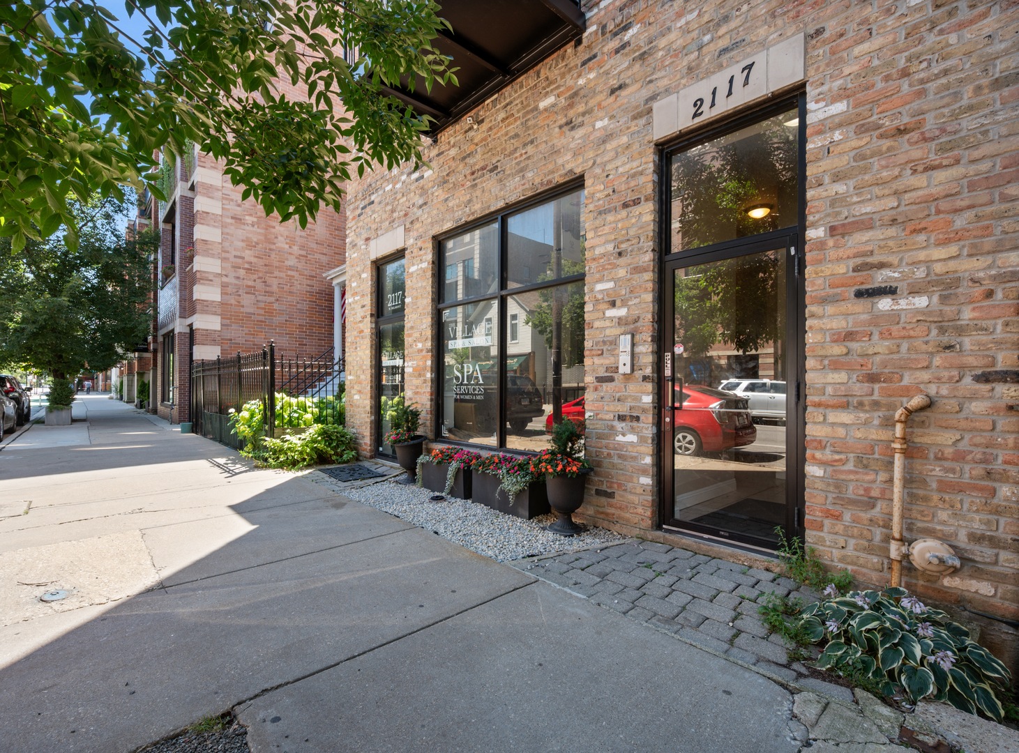 2117 W Belmont Avenue Unit: 2