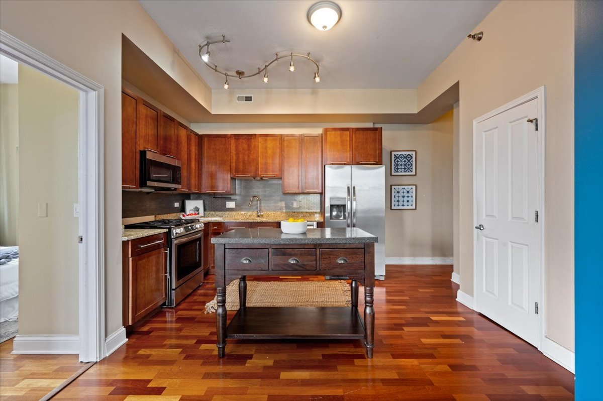1464 S Michigan Avenue Unit: 1401
