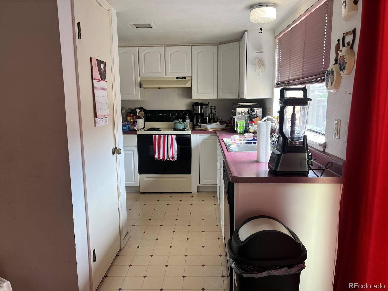 3501 S Kittredge Street Unit: B