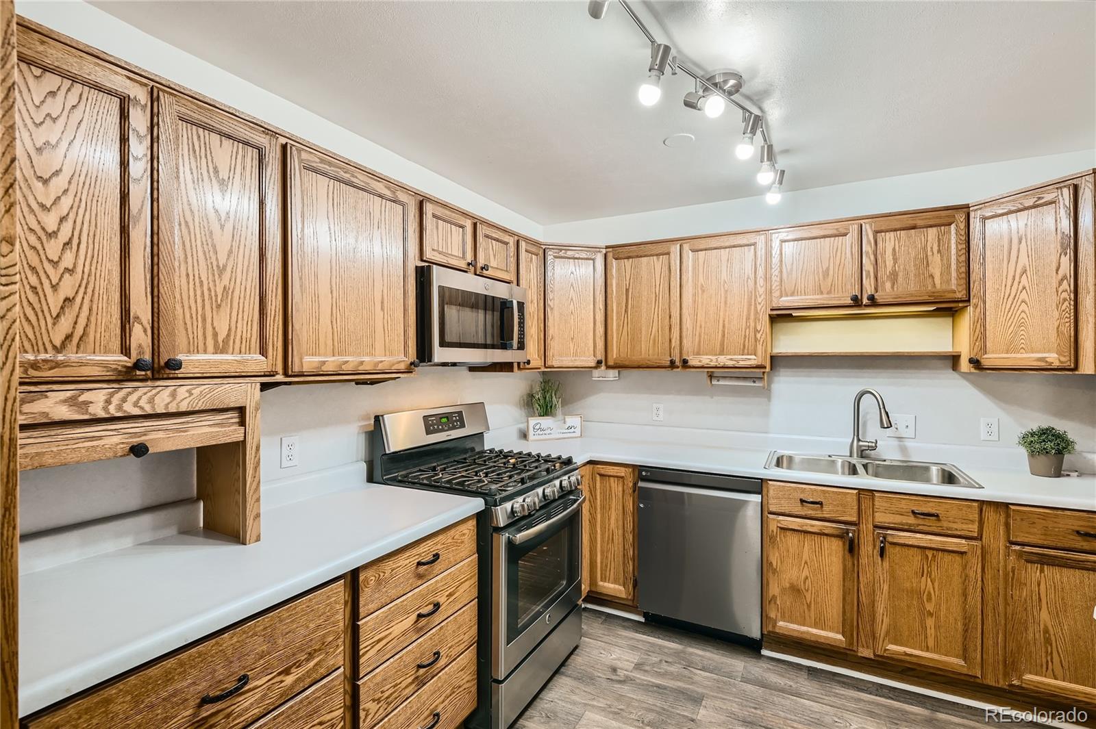 3445 W 73rd Avenue
