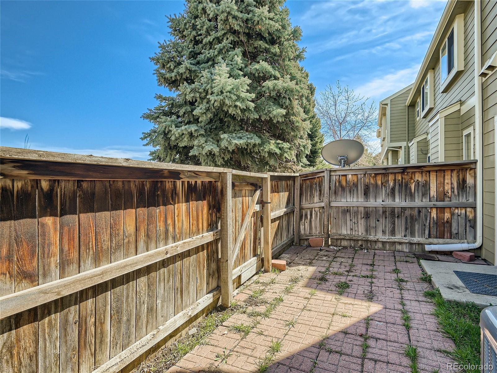 9102 Gale Boulevard Unit: 5