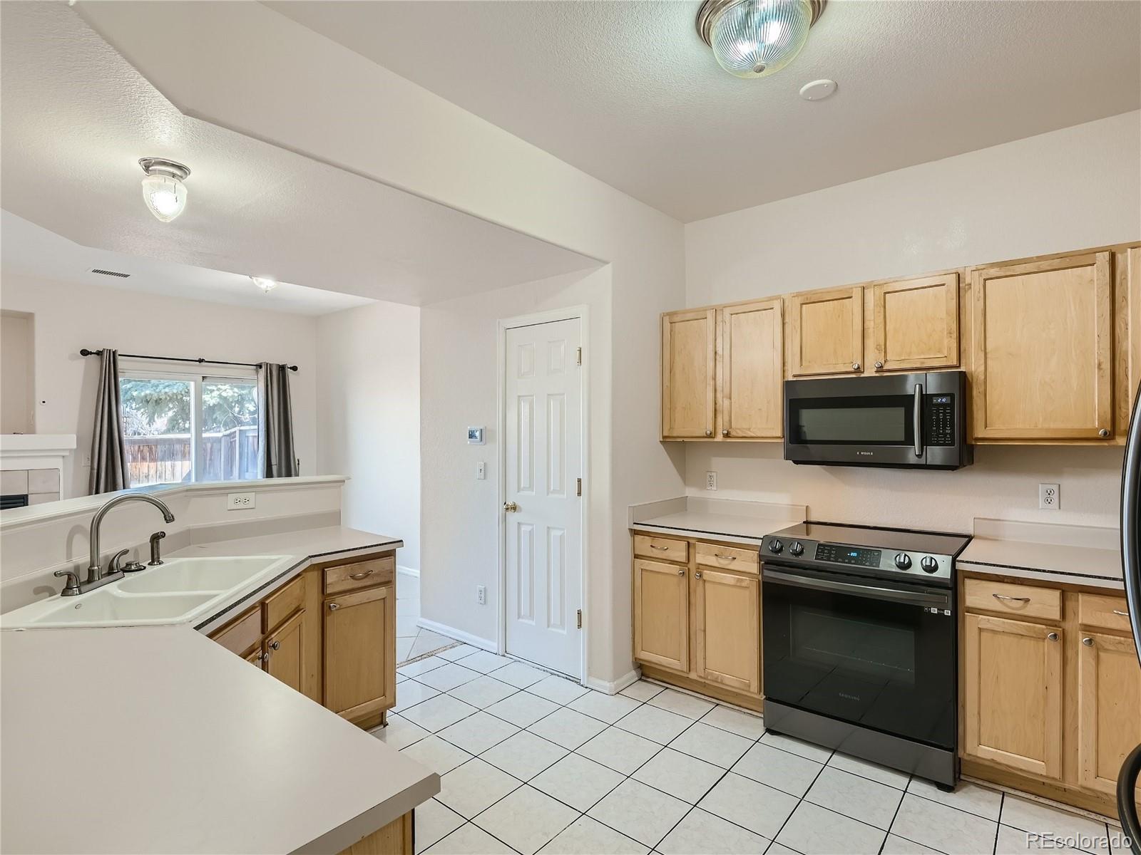 9102 Gale Boulevard Unit: 5