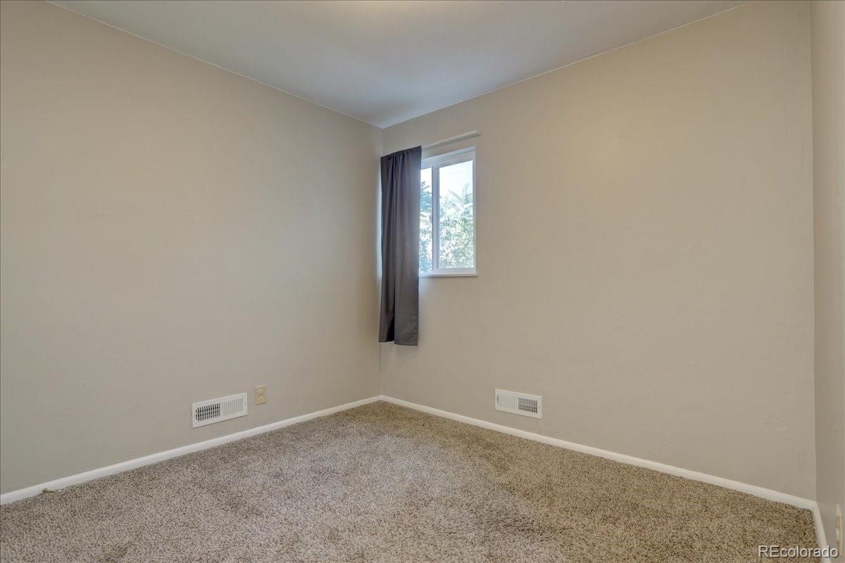 1317 S Seneca Court
