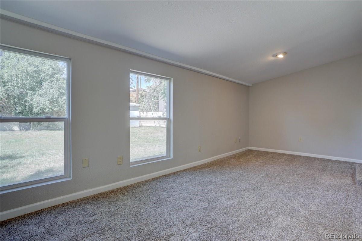 1317 S Seneca Court