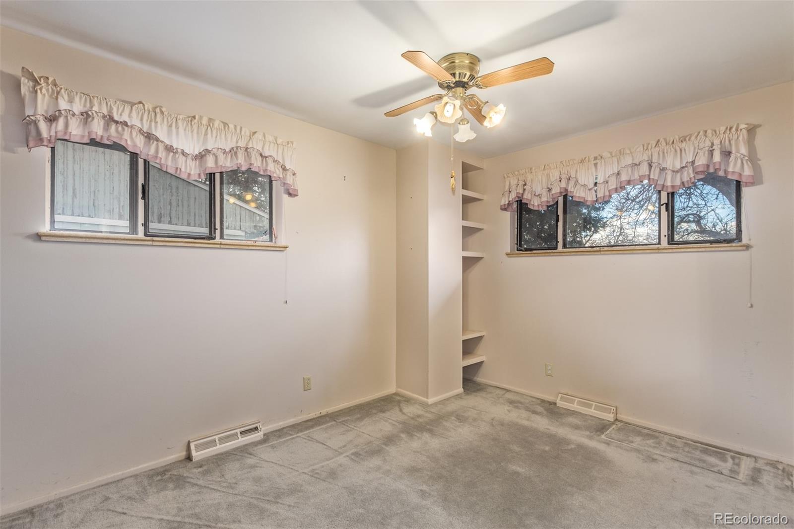 8520 Crescent Drive
