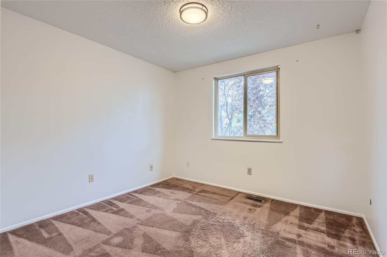 3135 S Olathe Way
