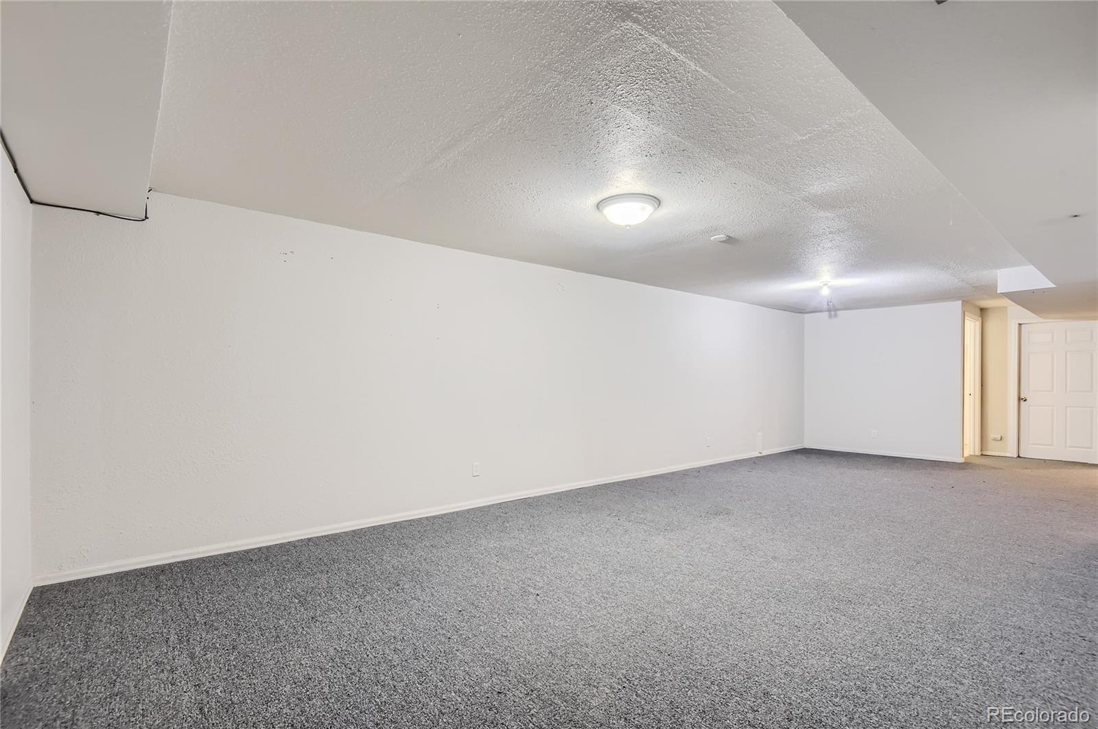 3135 S Olathe Way