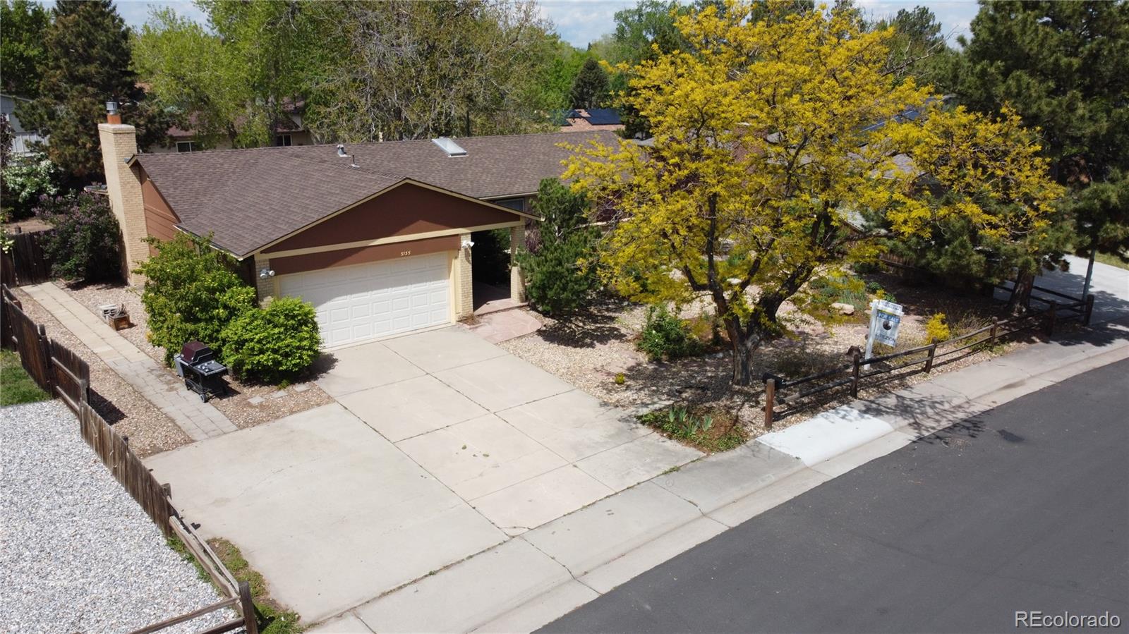 3135 S Olathe Way