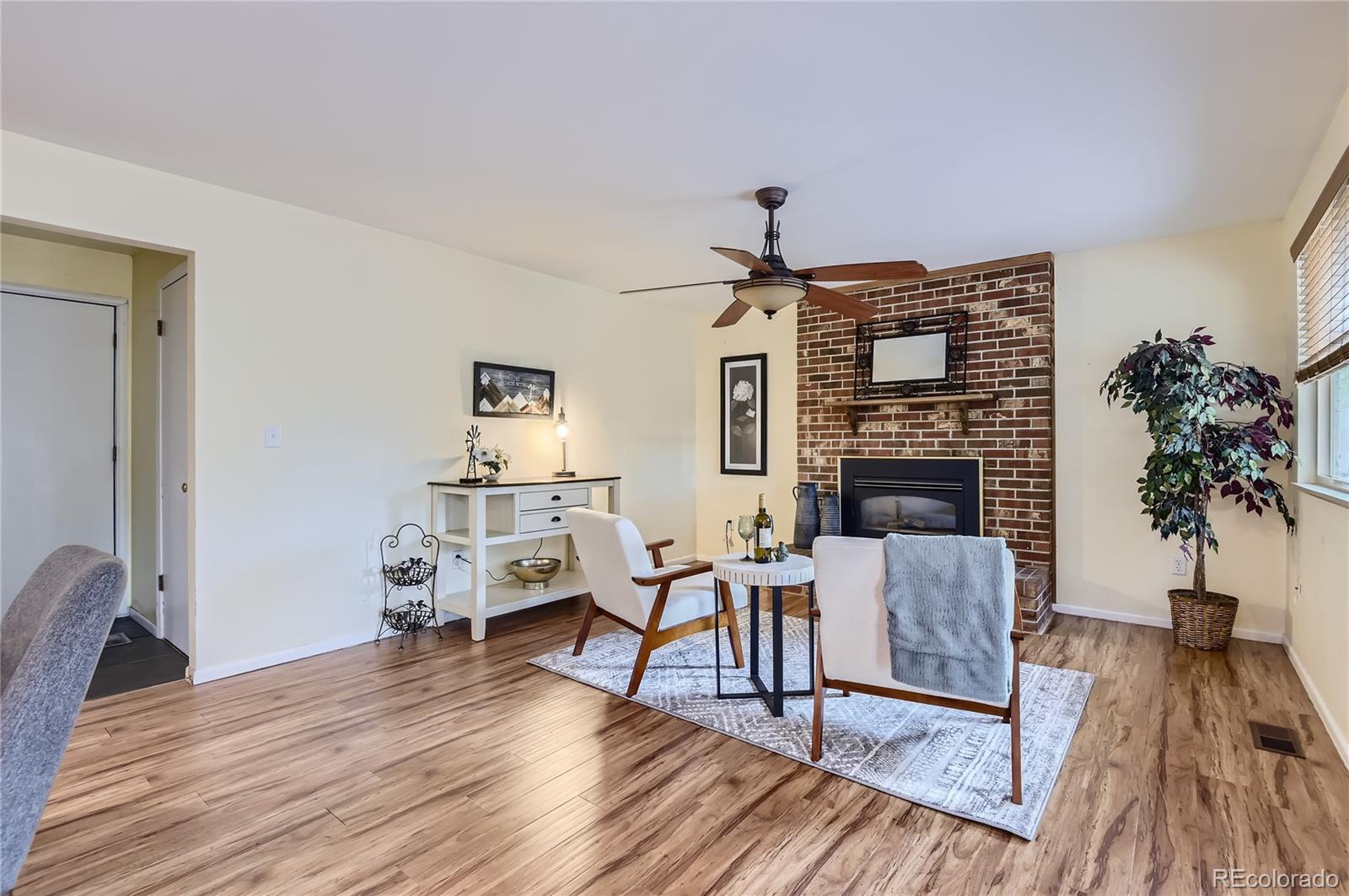 3135 S Olathe Way