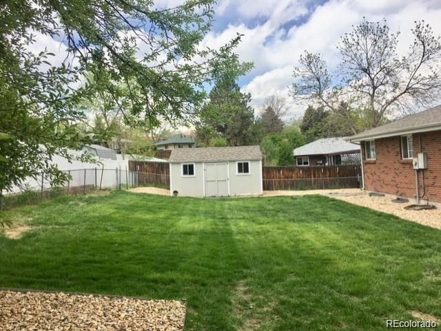 10976 W Tufts Drive