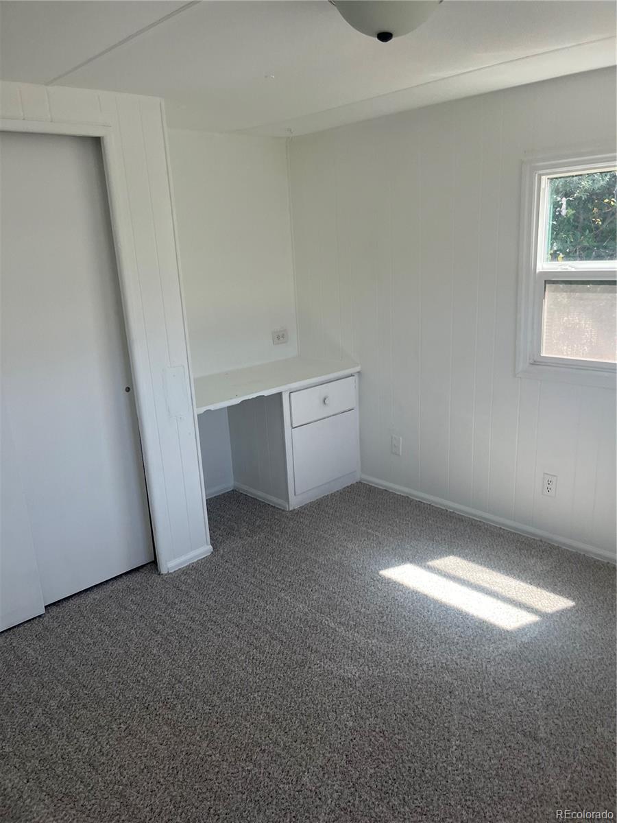 512 Windsor Lane