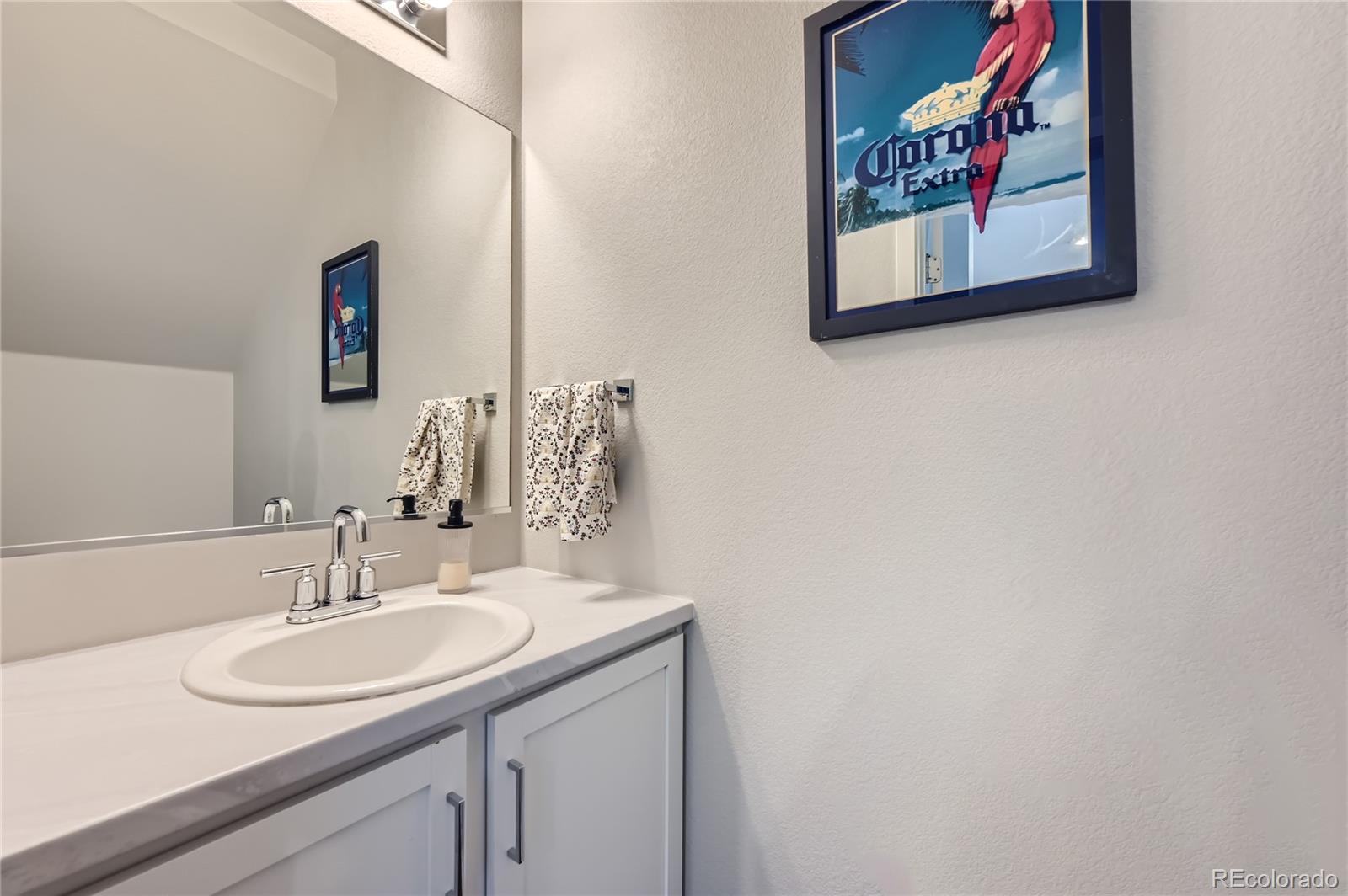 1353 Reynolds Street Unit: 2C