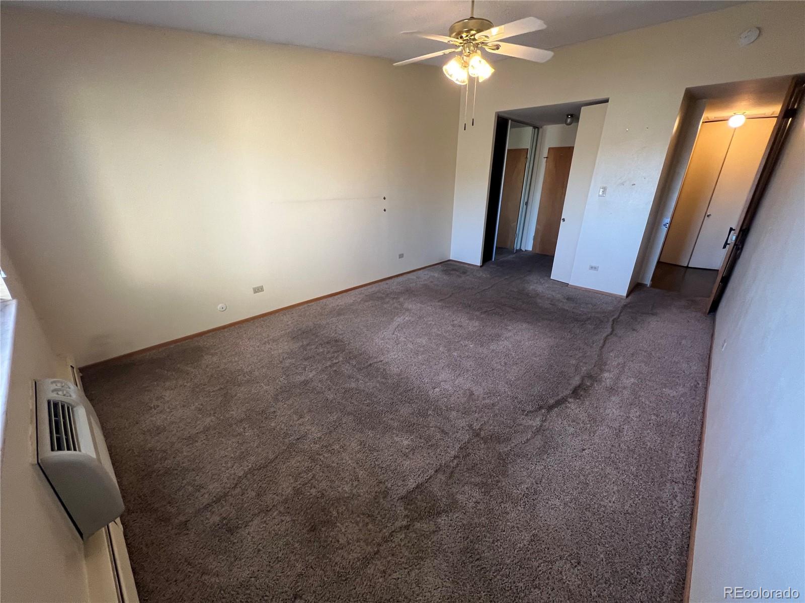650 S Clinton Street Unit: 6D
