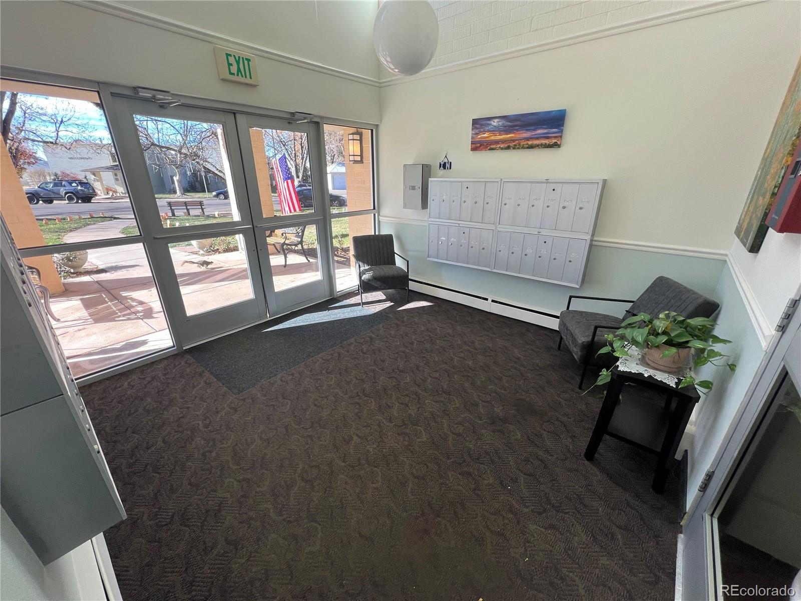 650 S Clinton Street Unit: 6D