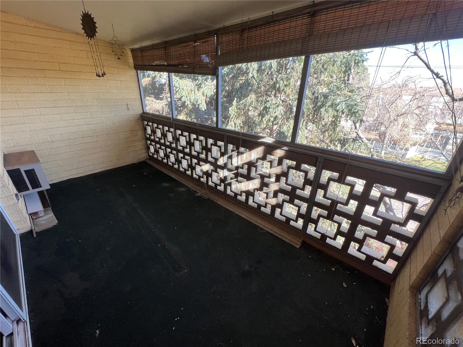 650 S Clinton Street Unit: 6D