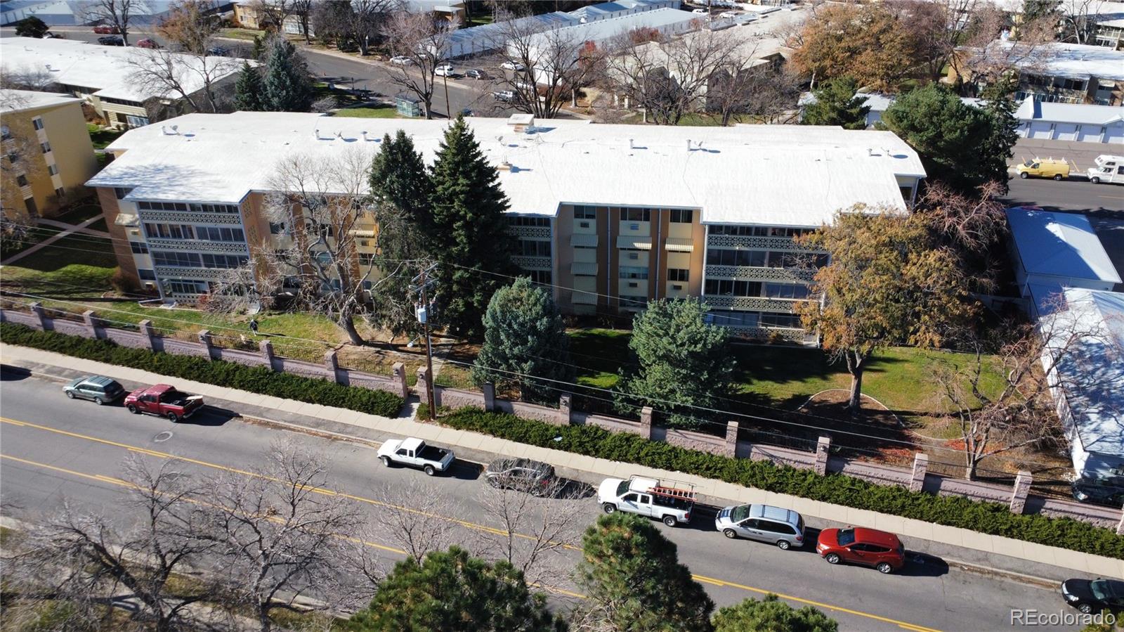 650 S Clinton Street Unit: 6D