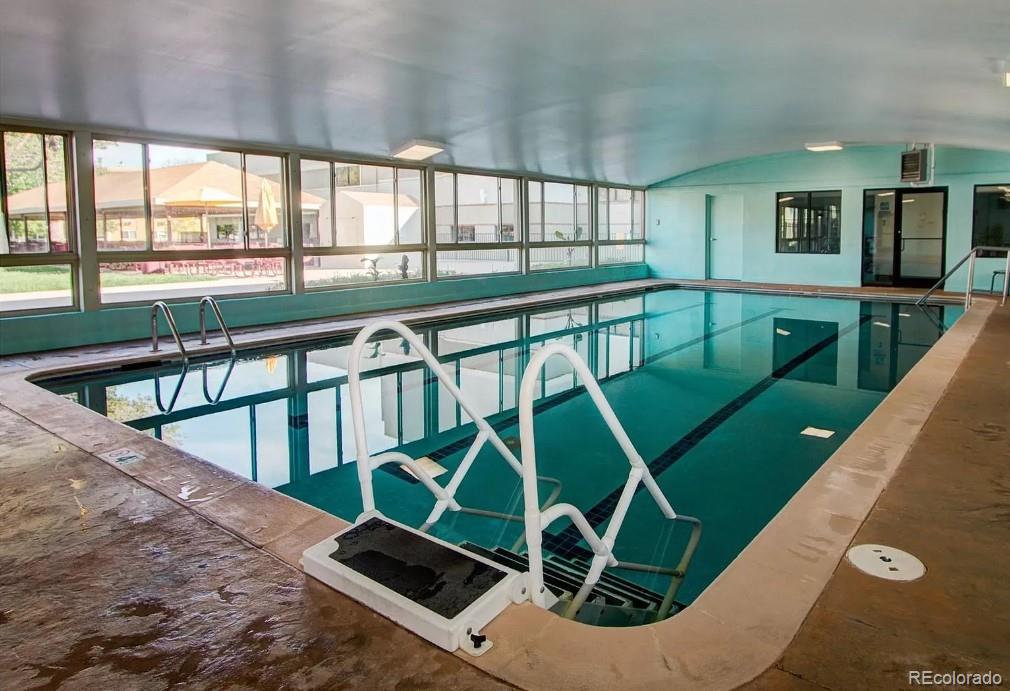 650 S Clinton Street Unit: 6D