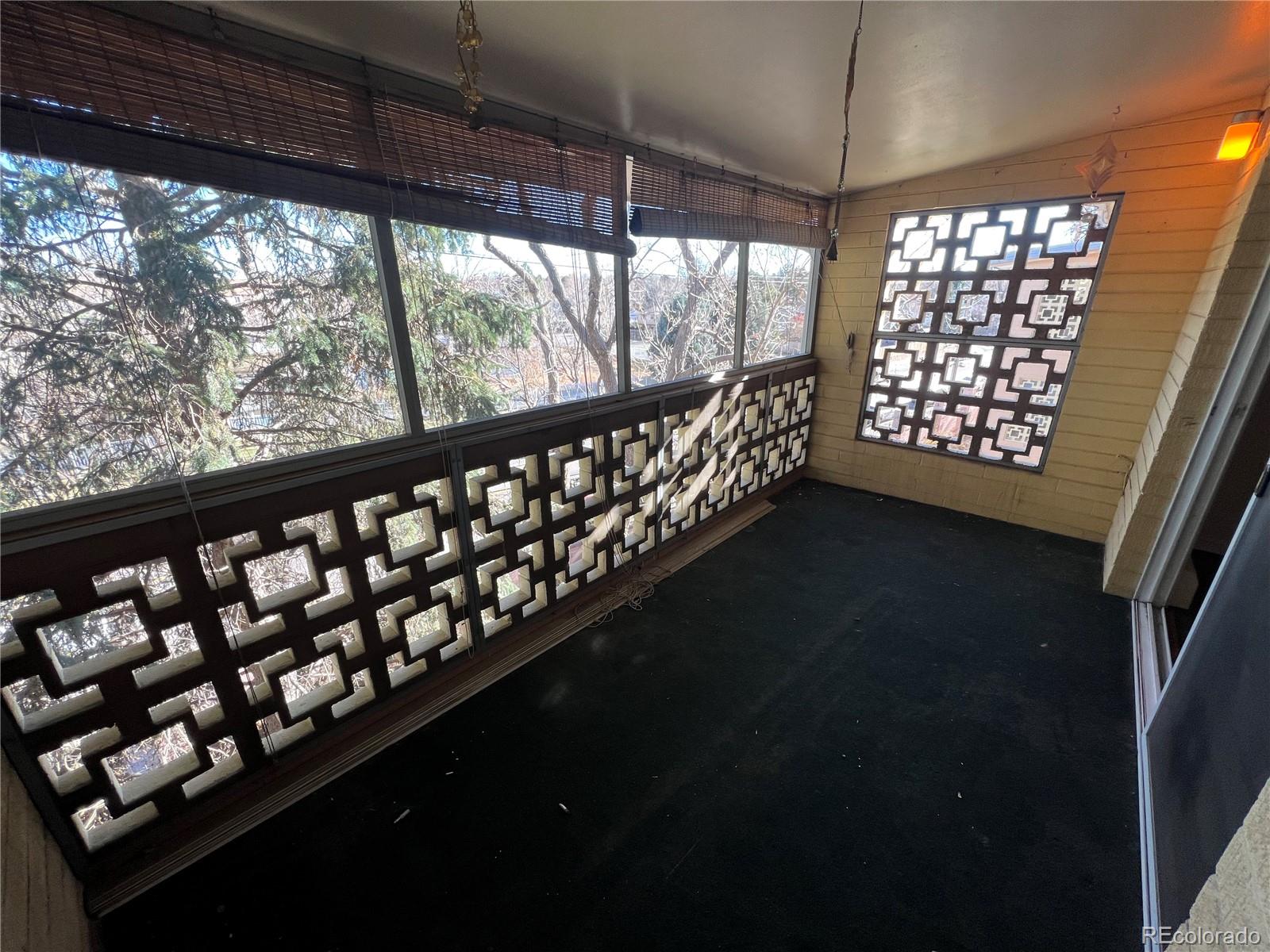 650 S Clinton Street Unit: 6D