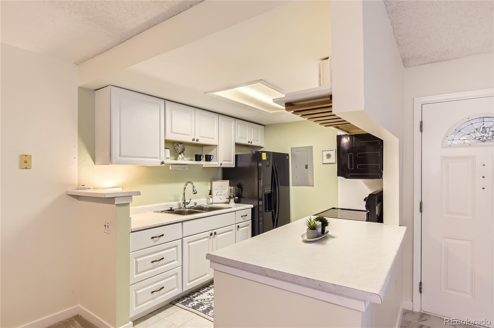 18064 E Ohio Avenue Unit: 103