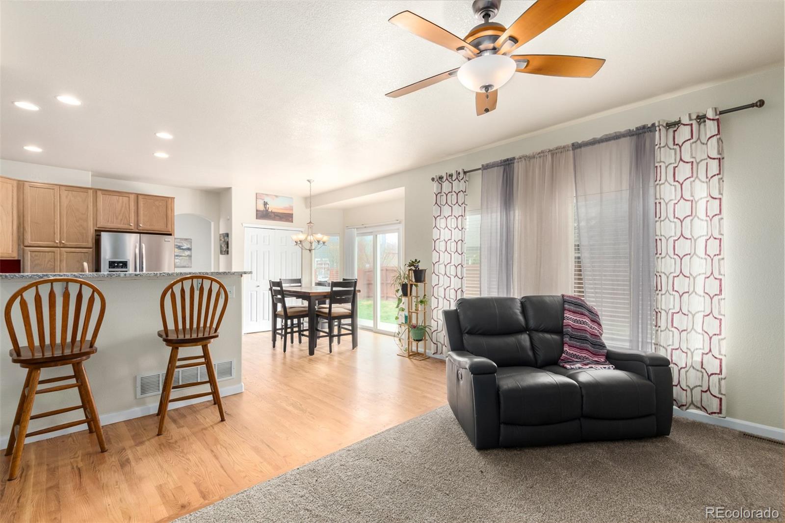 3648 Holmes Lane