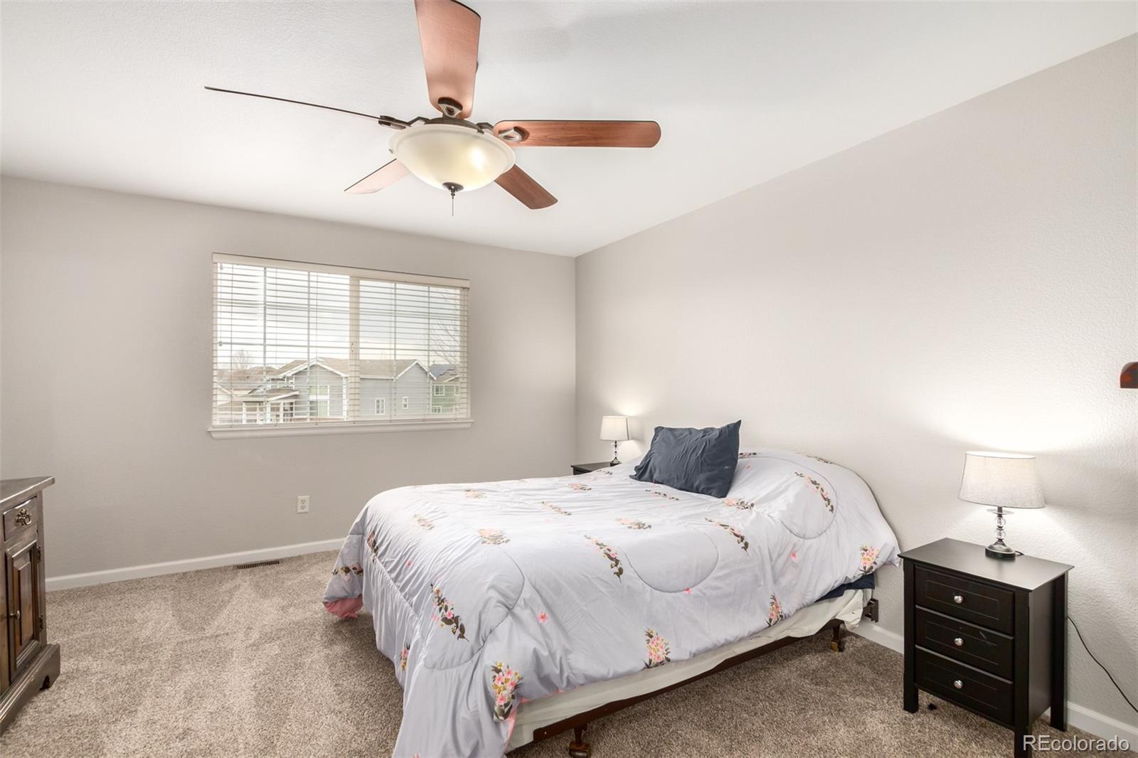 3648 Holmes Lane