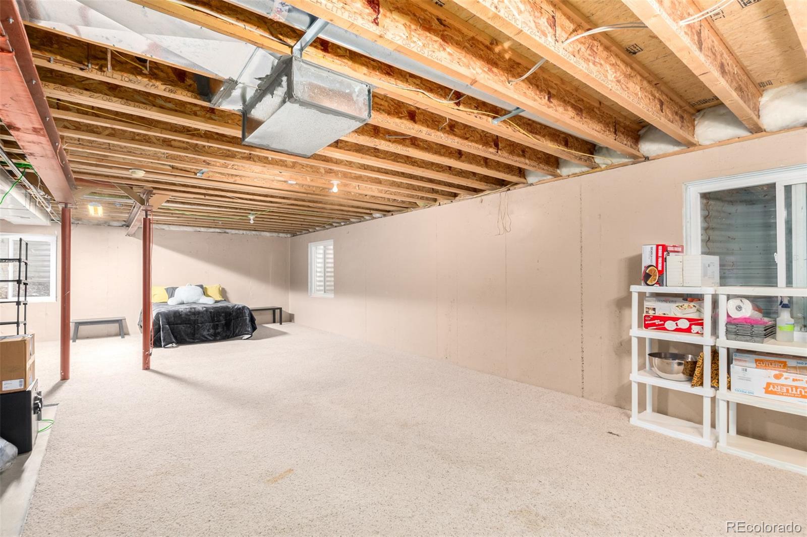 3648 Holmes Lane