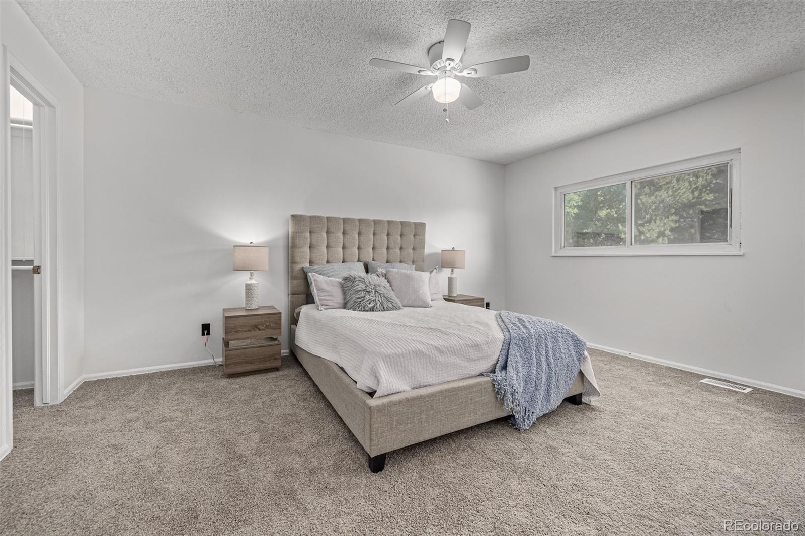1436 S Olathe Way