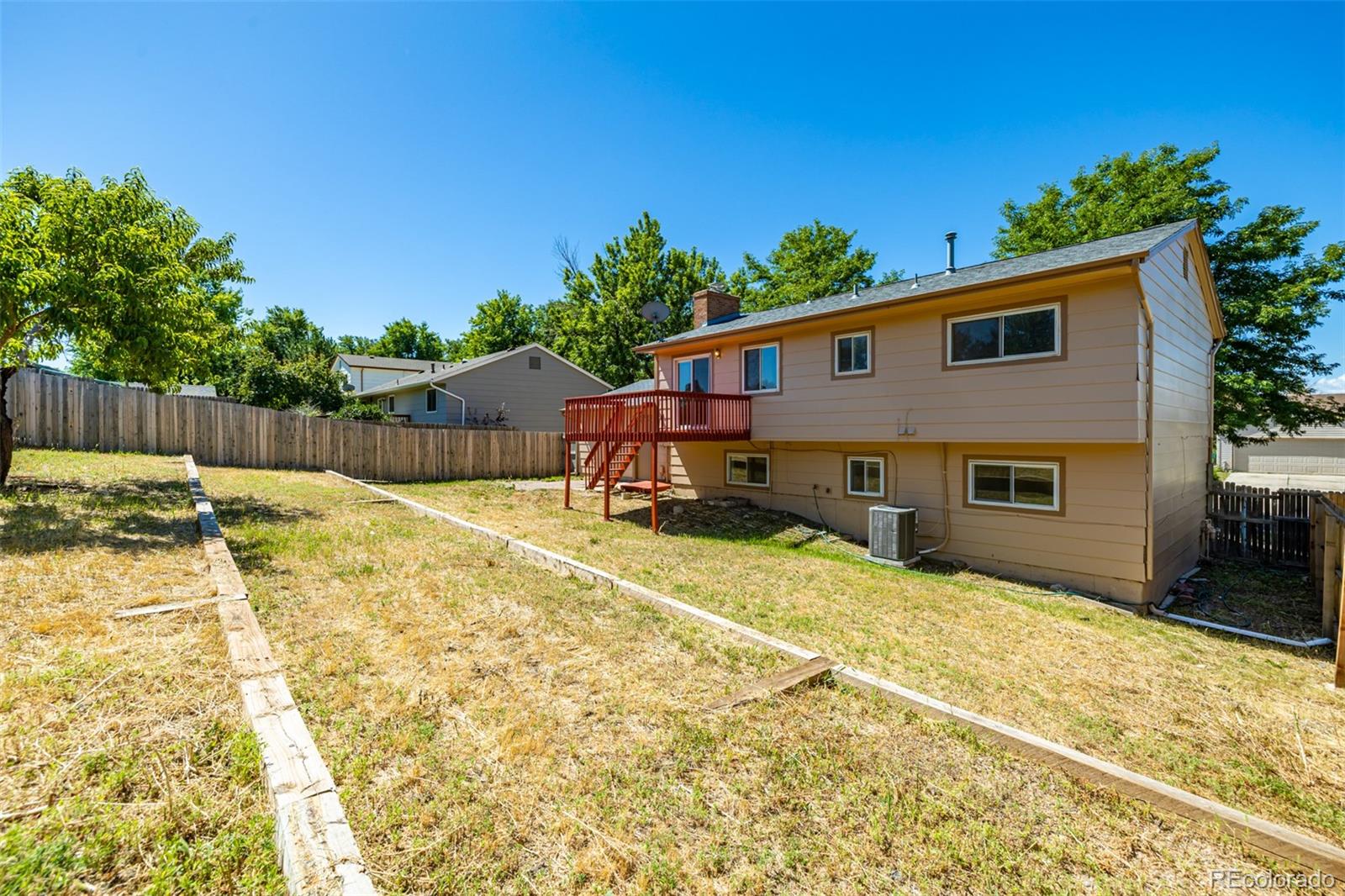 1436 S Olathe Way