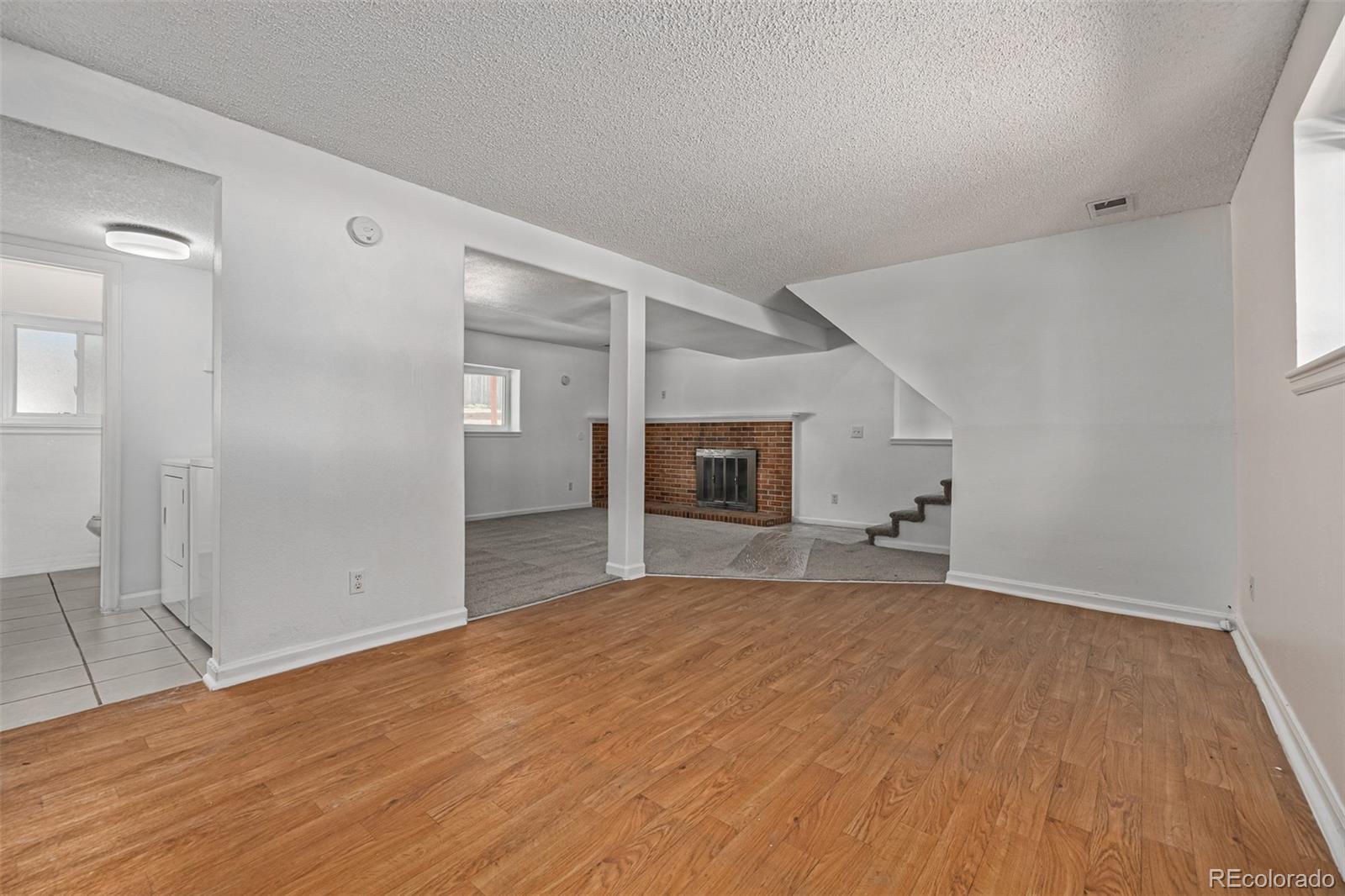 1436 S Olathe Way