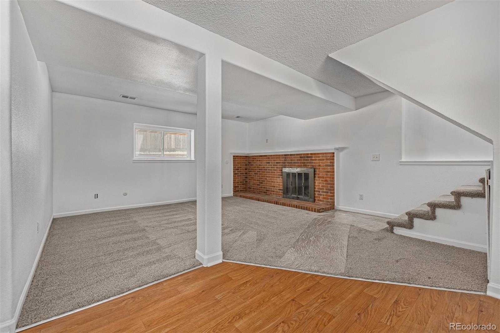 1436 S Olathe Way