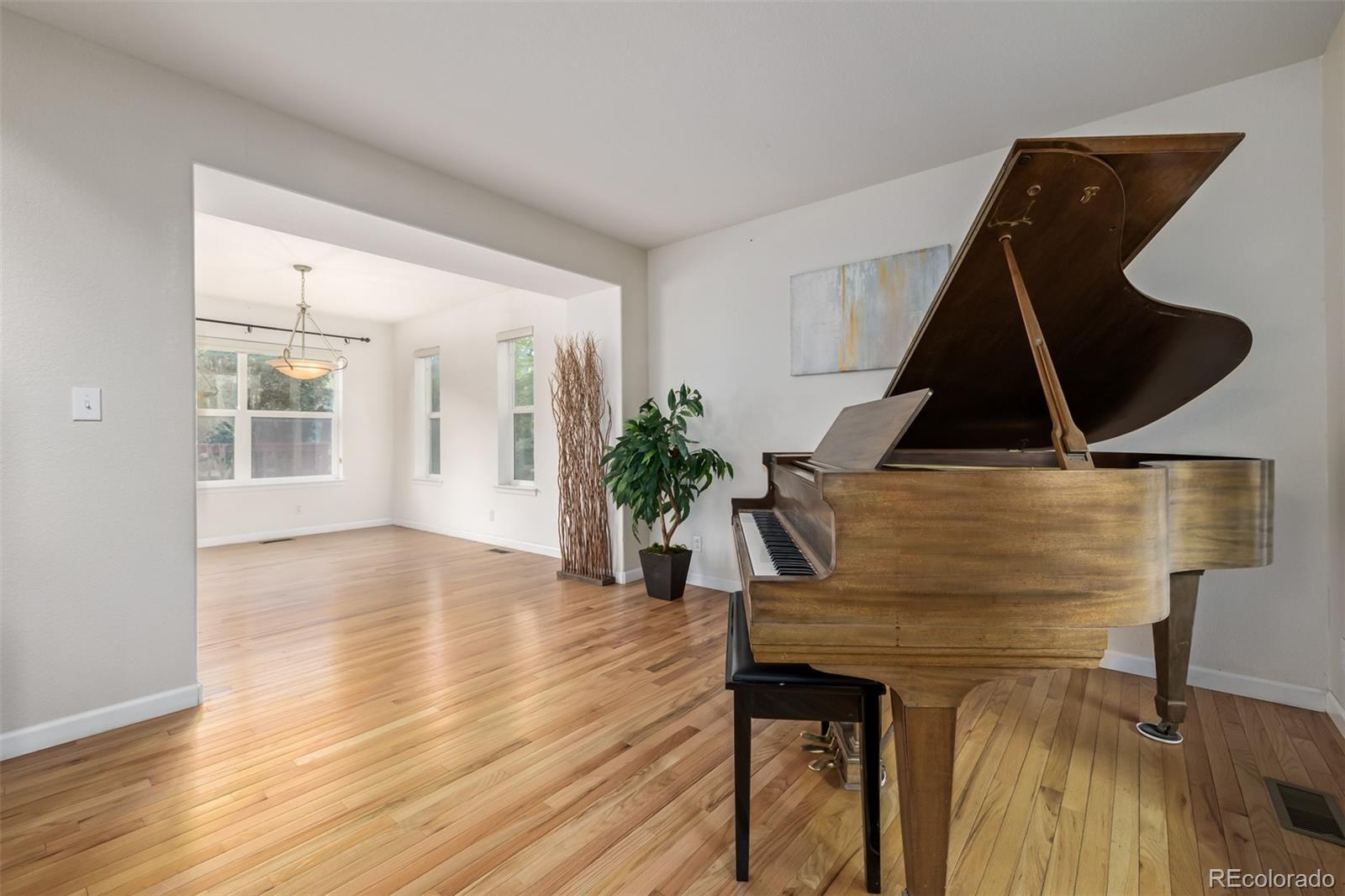 1805 W 130th Place