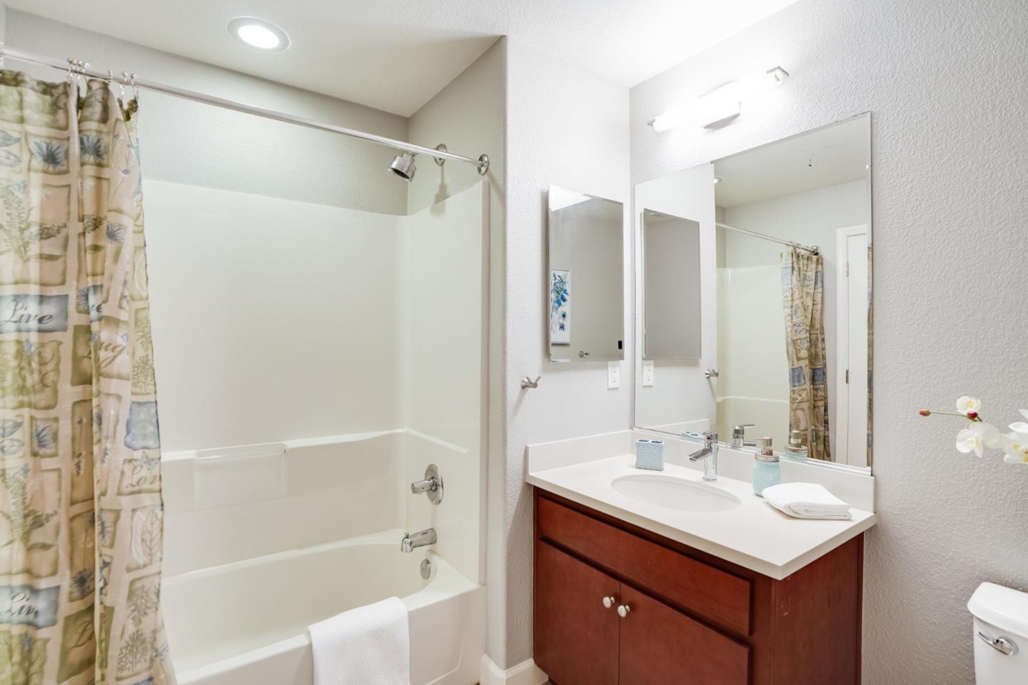 577 San Rivera TER