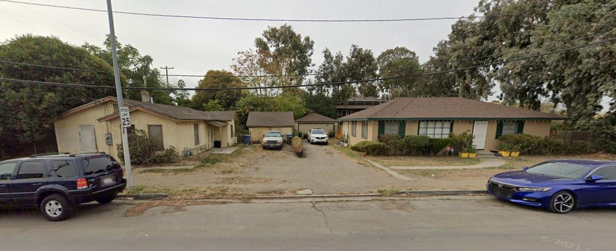 449 Wooster AVE