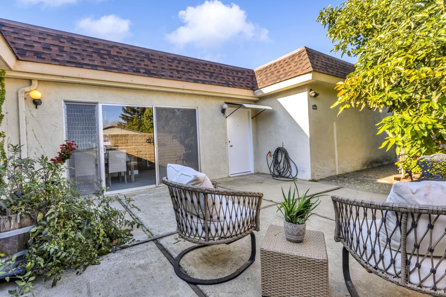 2850 Parkside DR