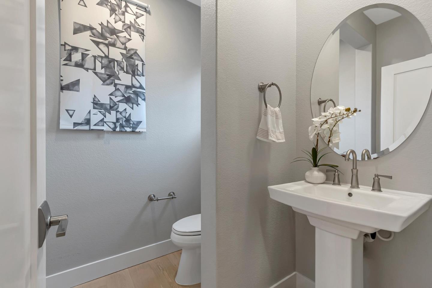 148 Saratoga Avenue Unit: 3