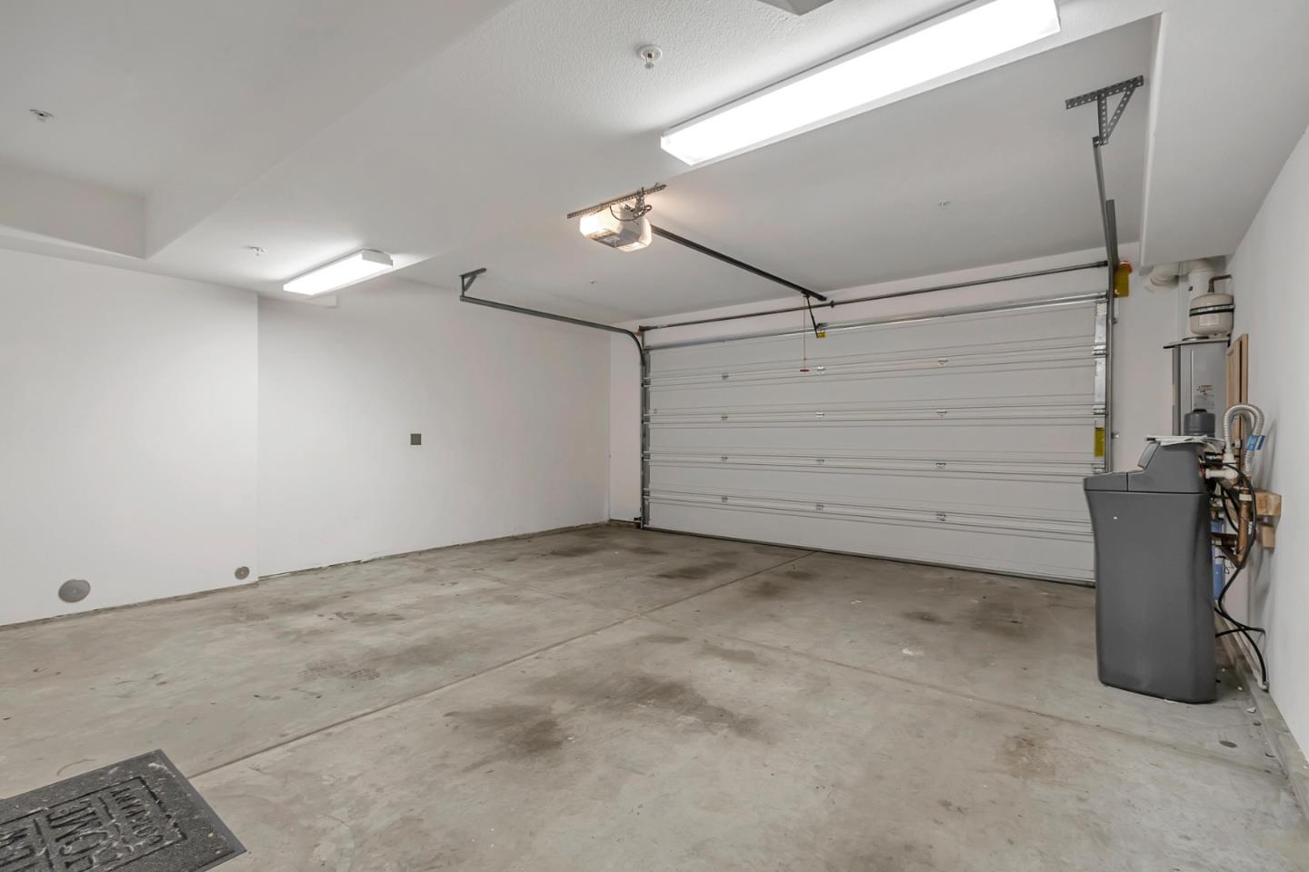 148 Saratoga Avenue Unit: 3