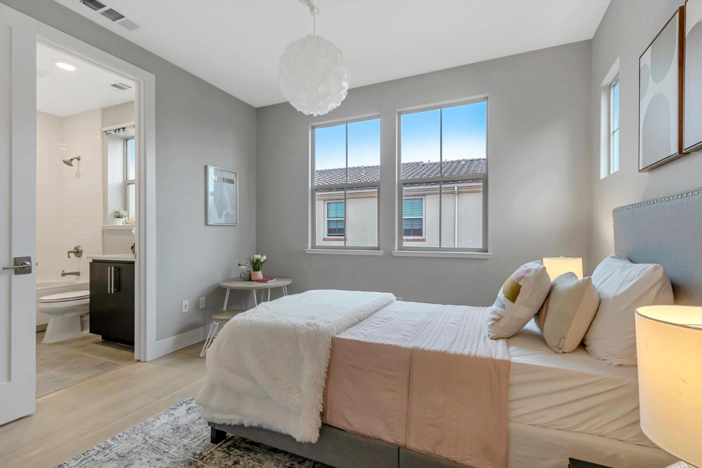 148 Saratoga Avenue Unit: 3