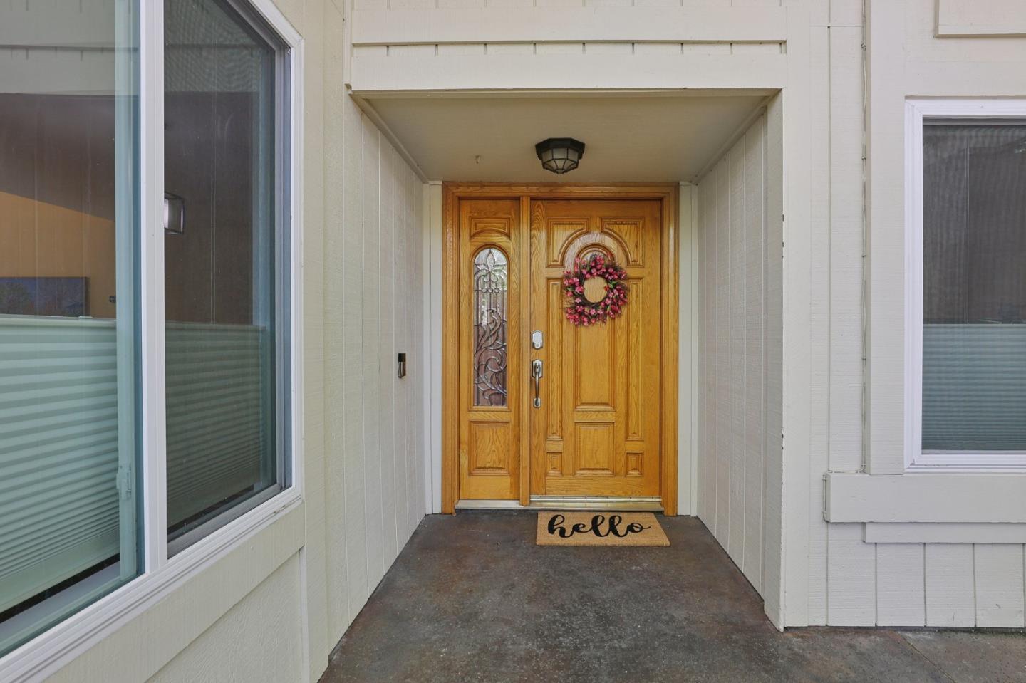 10060 Scenic BLVD