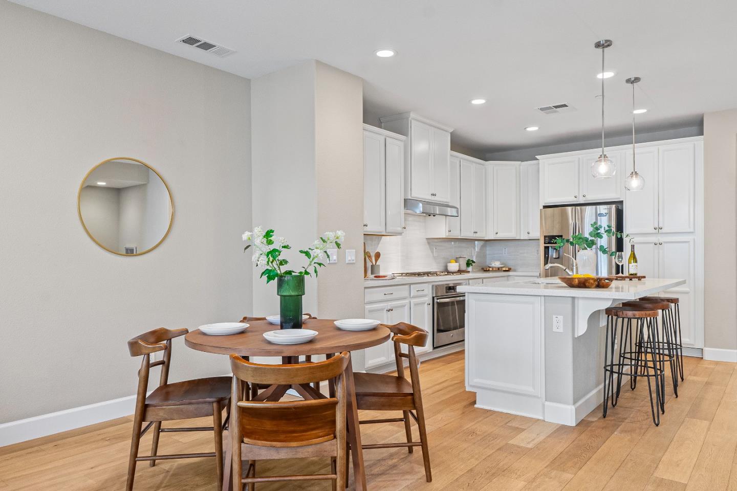 362 Charles Morris TER