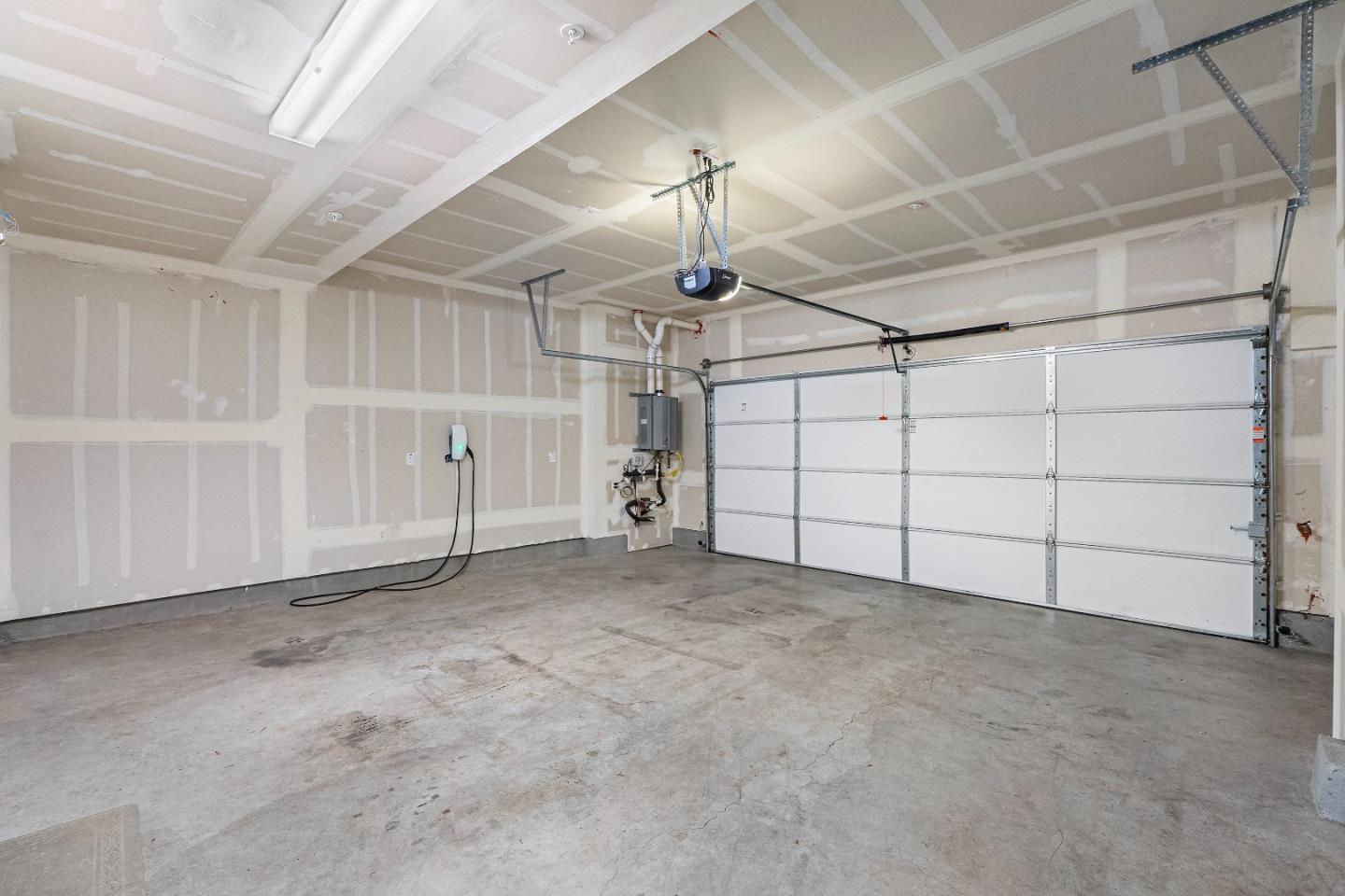 362 Charles Morris TER