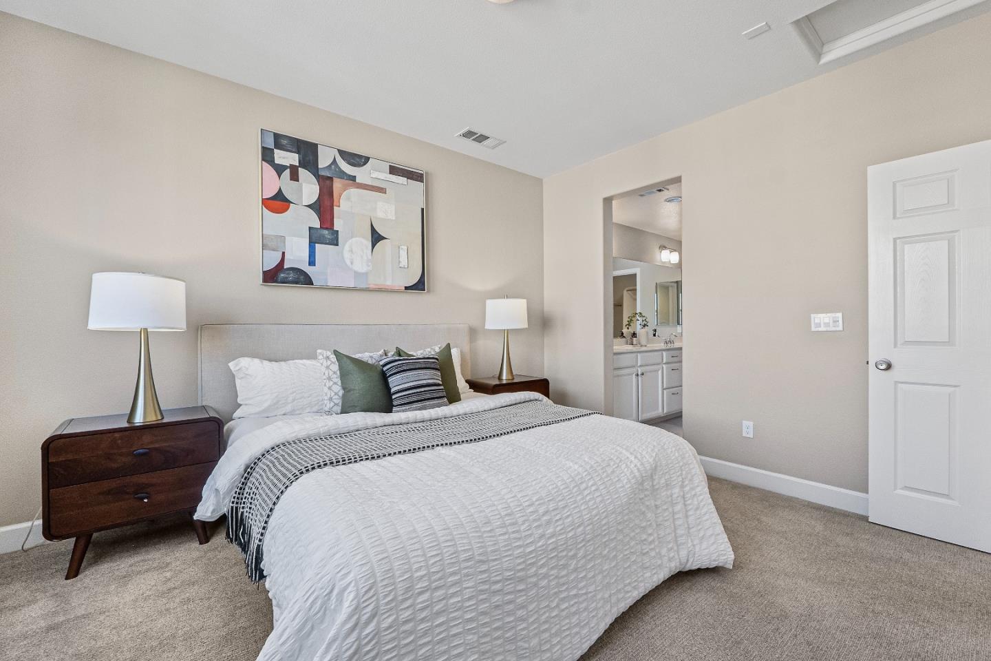 362 Charles Morris TER