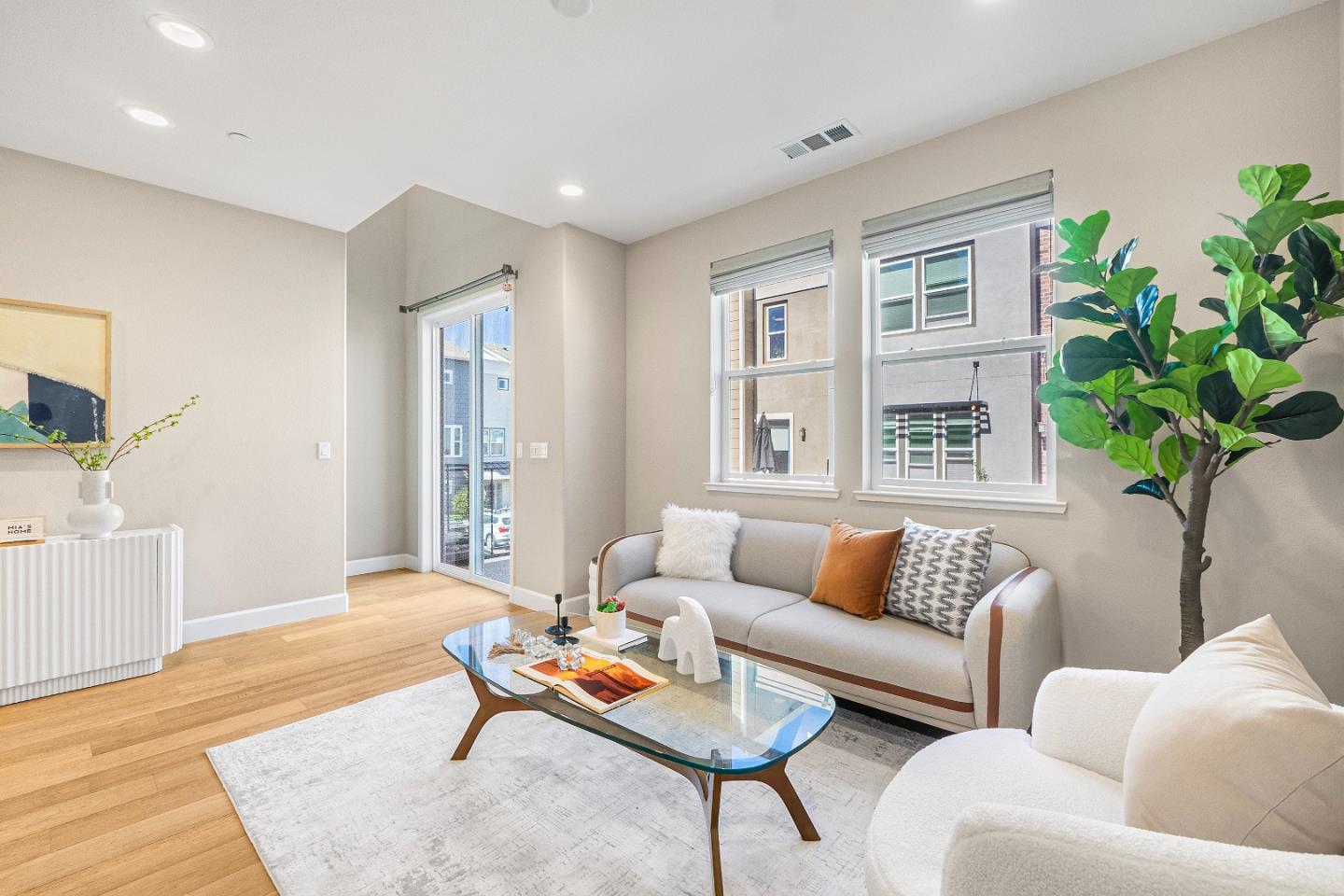 362 Charles Morris TER