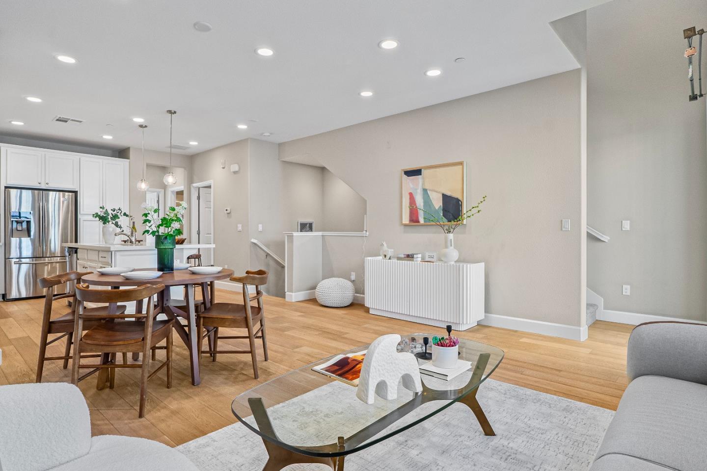 362 Charles Morris TER