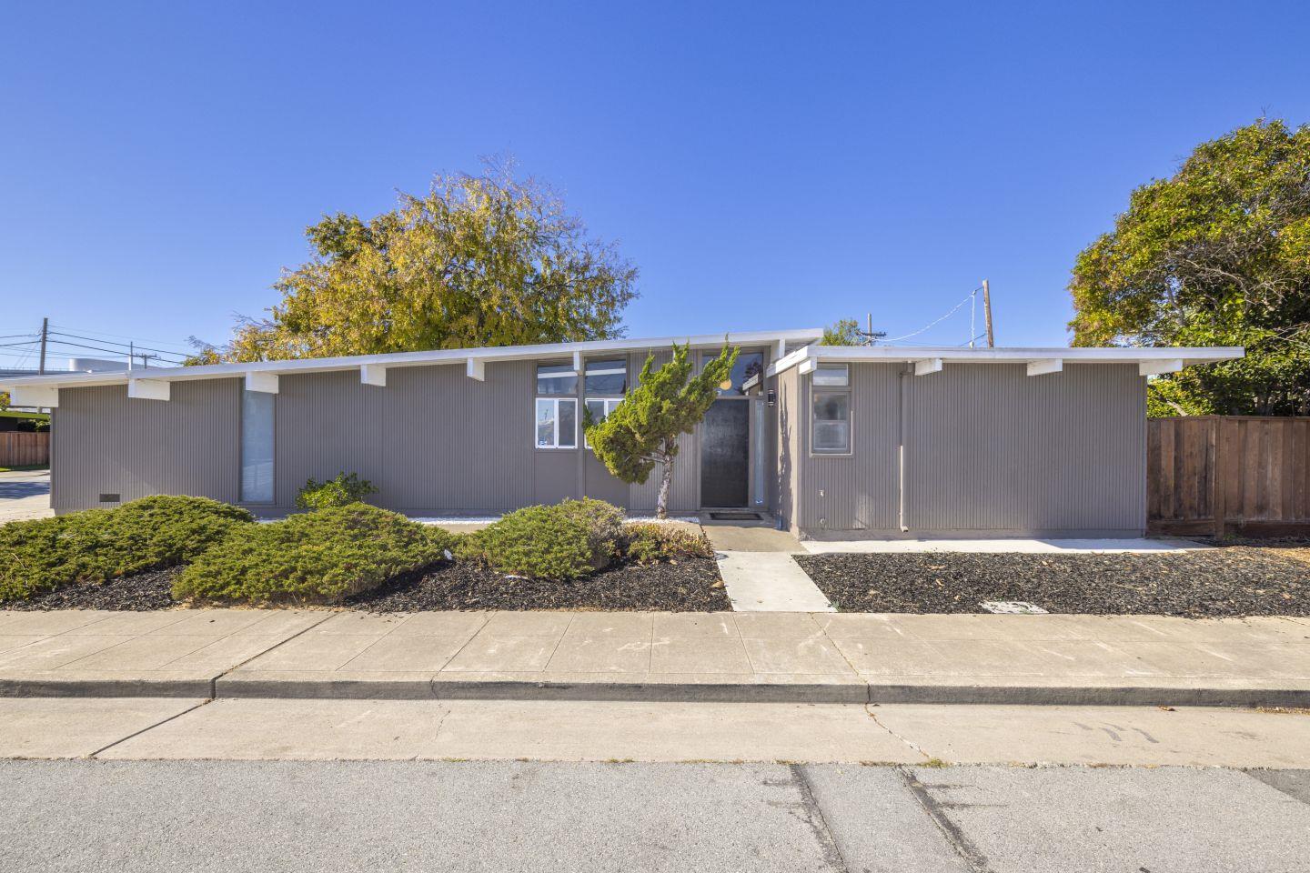 643 Connie AVE