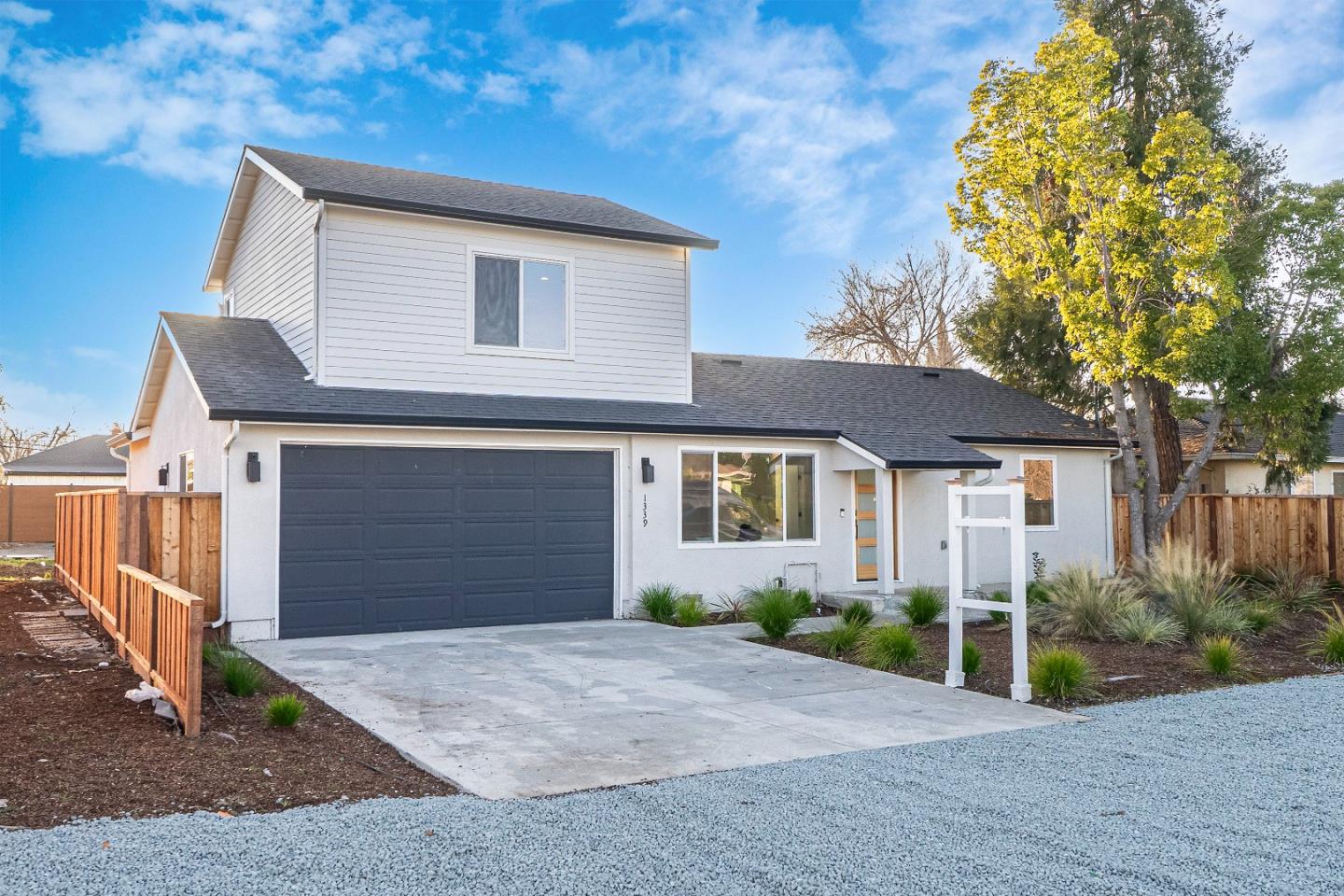 1339 Olympia AVE